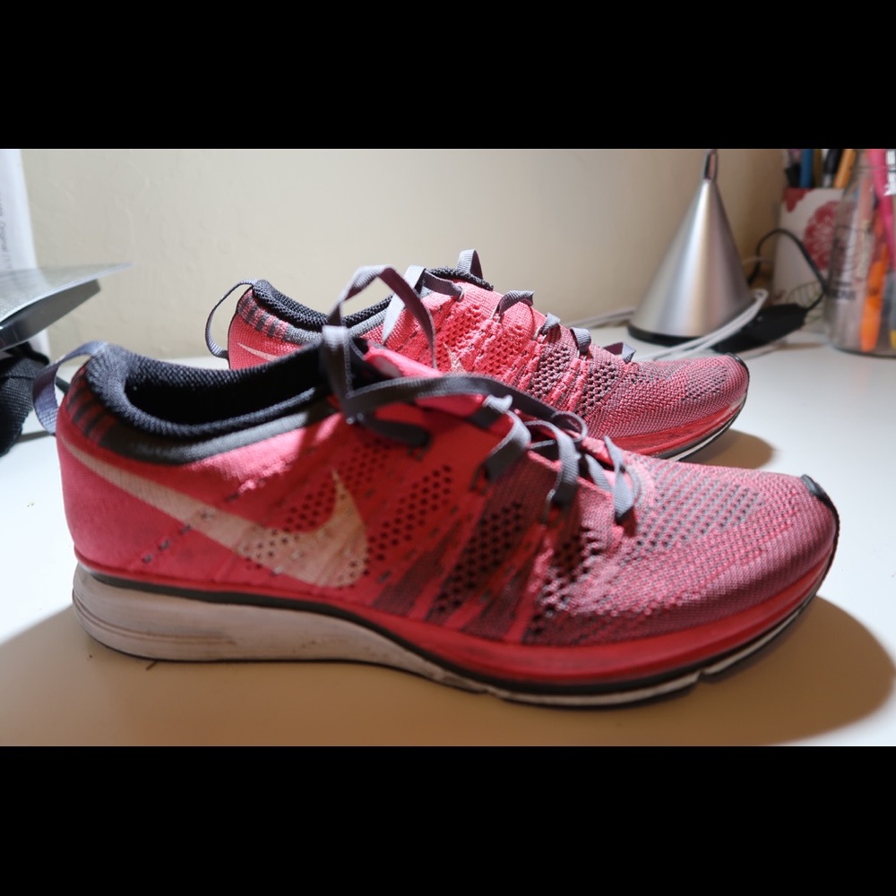 NIKE flyknit trainers